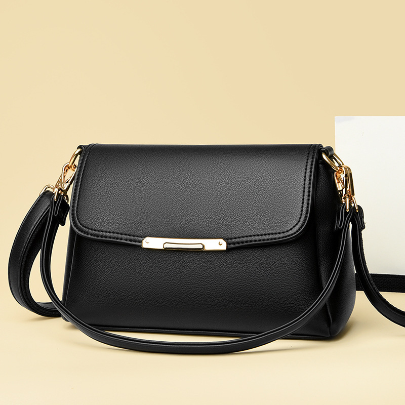 Middle Aged Women's Mom 2024 New Single Shoulder Underarm Small Solid Color Large Capacity Versatile Style Crossbody Bag