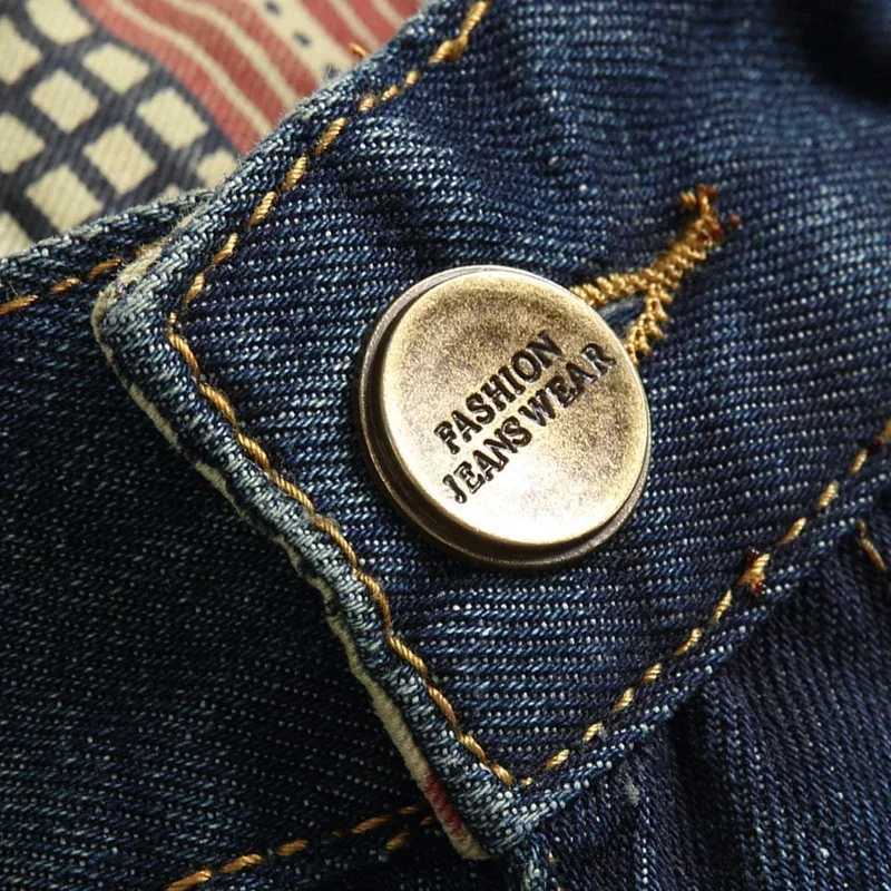 New Summer Vintage Washed Men Denim Shorts Casual Fashion Street Wear Ripped Hole Patches Distressed Male Straight Jeans ShortsT250305
