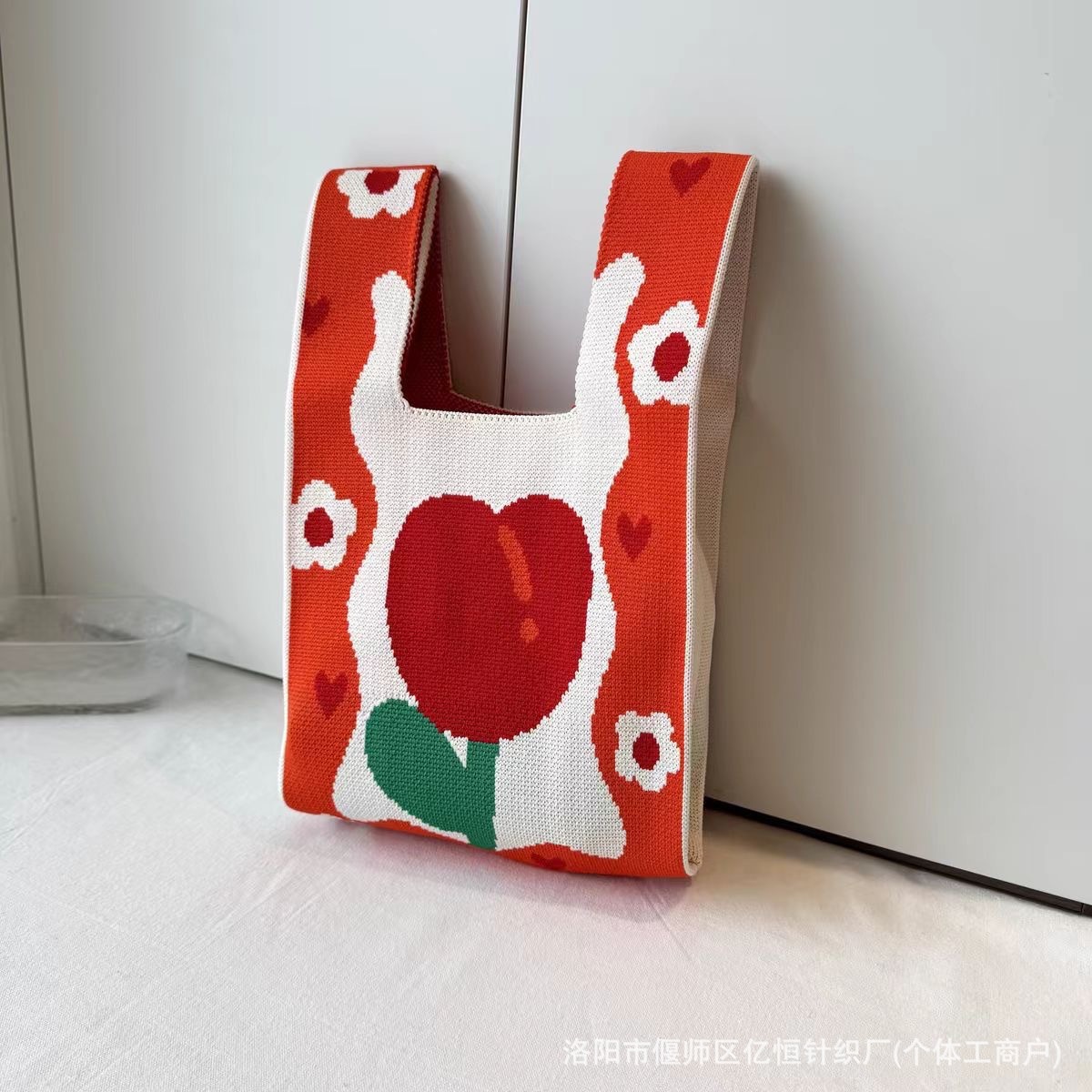 Popular Internet Celebrity Cartoon Flower Handbag, Women's Knitted Yarn Water Bucket Bag, Hundred Clutch Carrying Casual Tote Bag
