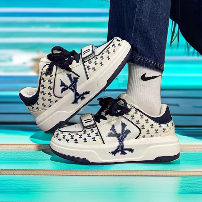 2025 Designer Wearing Lulang and increasing the height of thick soles, Instagram style, niche letter design shoes for men, ulzzang, contrasting colors