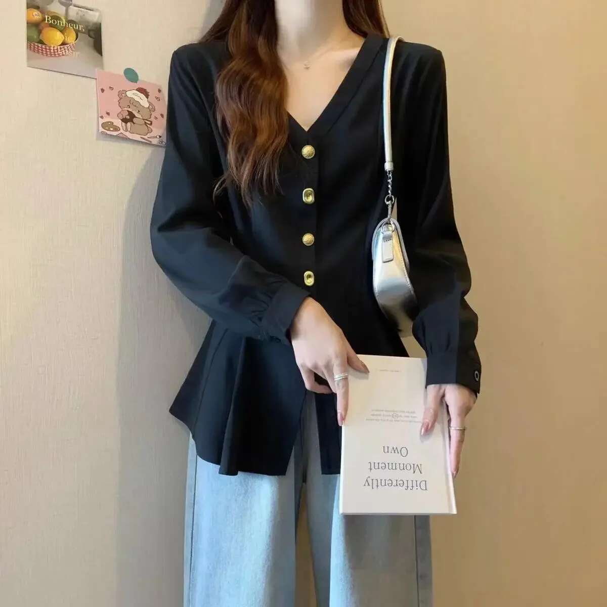 Fashionable V Neck Solid Color Shirt Spring Autumn Casual Commuting Elegant Loose Slimming Blouse Tops Trendy Clothes For Women