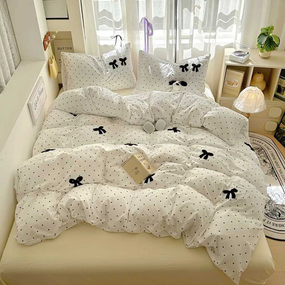 Bow Polka Dots Duvet Cover 4pcs Bedding Set Girly White Quilt Cover Polyester Comforter Cover 1 Flat Sheet with 2 PillowcasesT250304