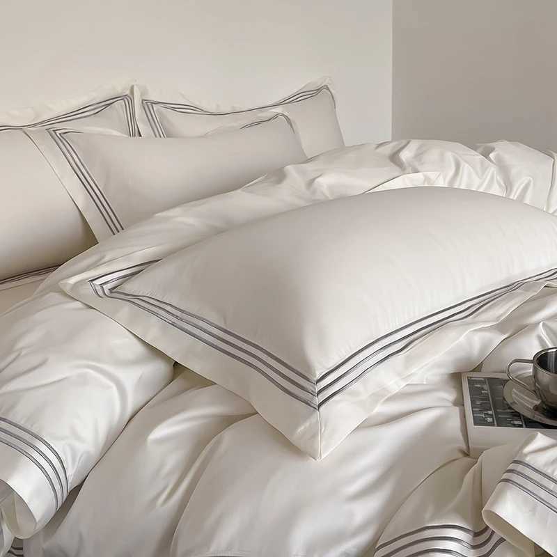 Luxury 1000TC Egyptian Cotton Solid Color Hotel Style Embroidery Bedding Set Duvet cover Set Flat/Fitted Bed Sheet PillowcasesT250304