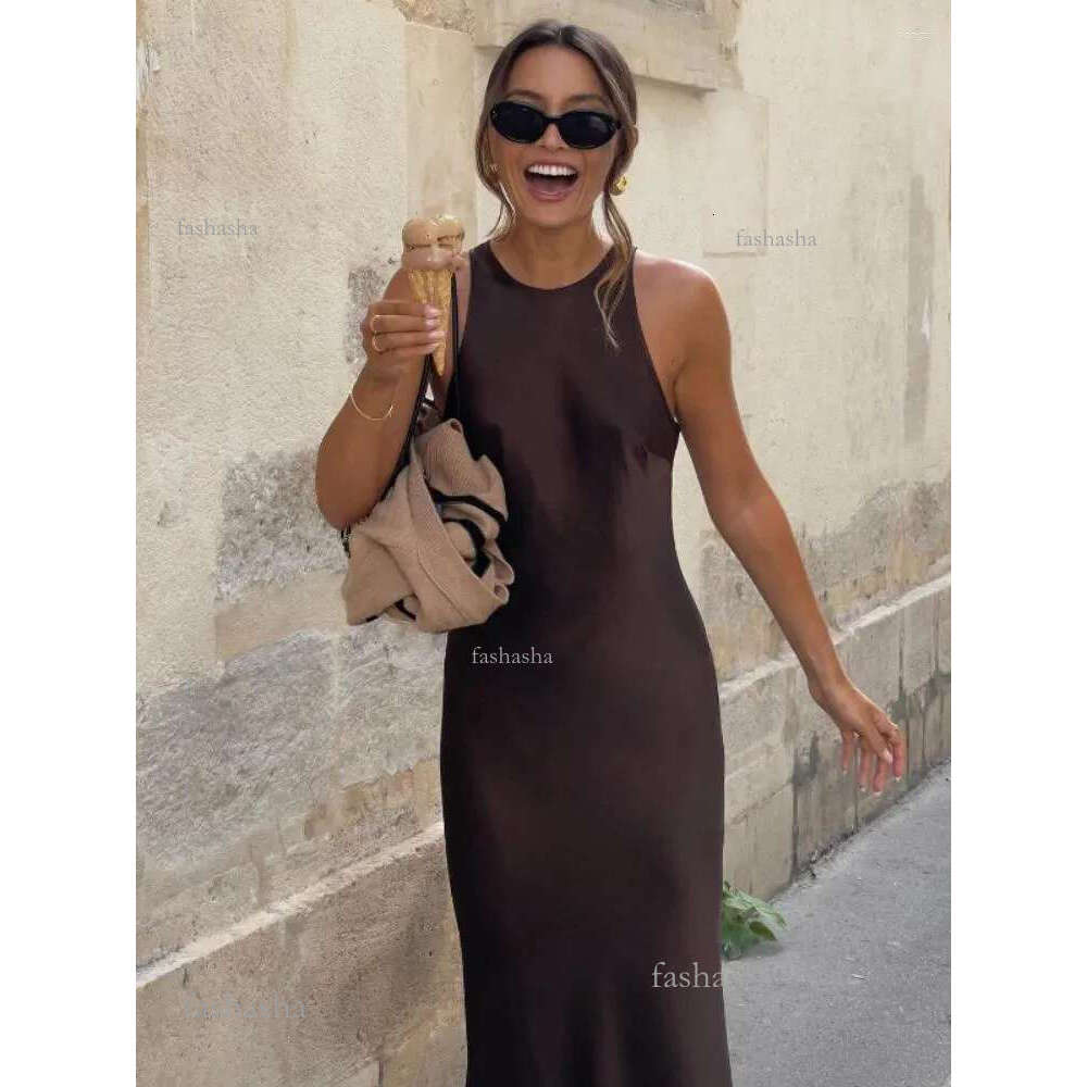 Casual Dresses Round Neck Off Shoulder Womens Maxi Dress Fashion Sleeveless Solid Color Long Lady High Streetwear Ve