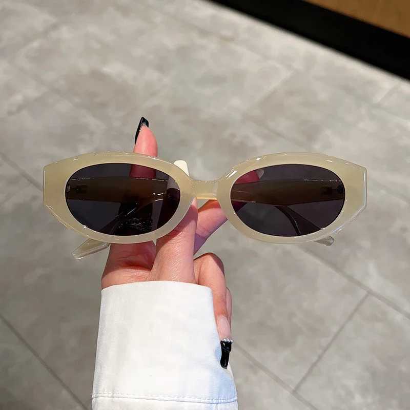 Vintage Oval Sunglasses Women Fashion Retro Female Sun Glasses New Trendy Luxury Brand Designer UV400 Lady Shades EyewearXJ250306