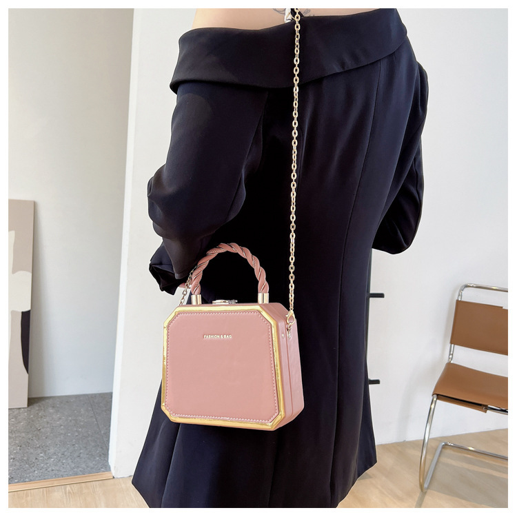 Box Niche Design Fashionable Women's 2023 New Chain Handbag Versatile Shoulder Bag