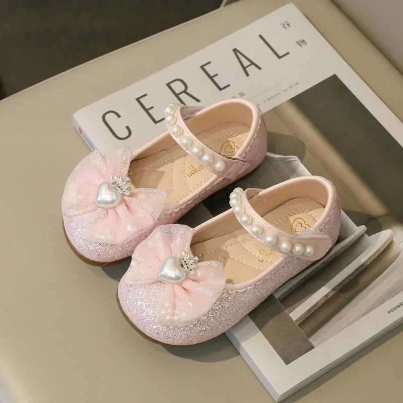 Spring Sweet Girl Princess Shoes Elegant Lace Bowknot Childrens Leather Shoes Fashion Sequins Love Crown Kids Mary Jane ShoesT250306