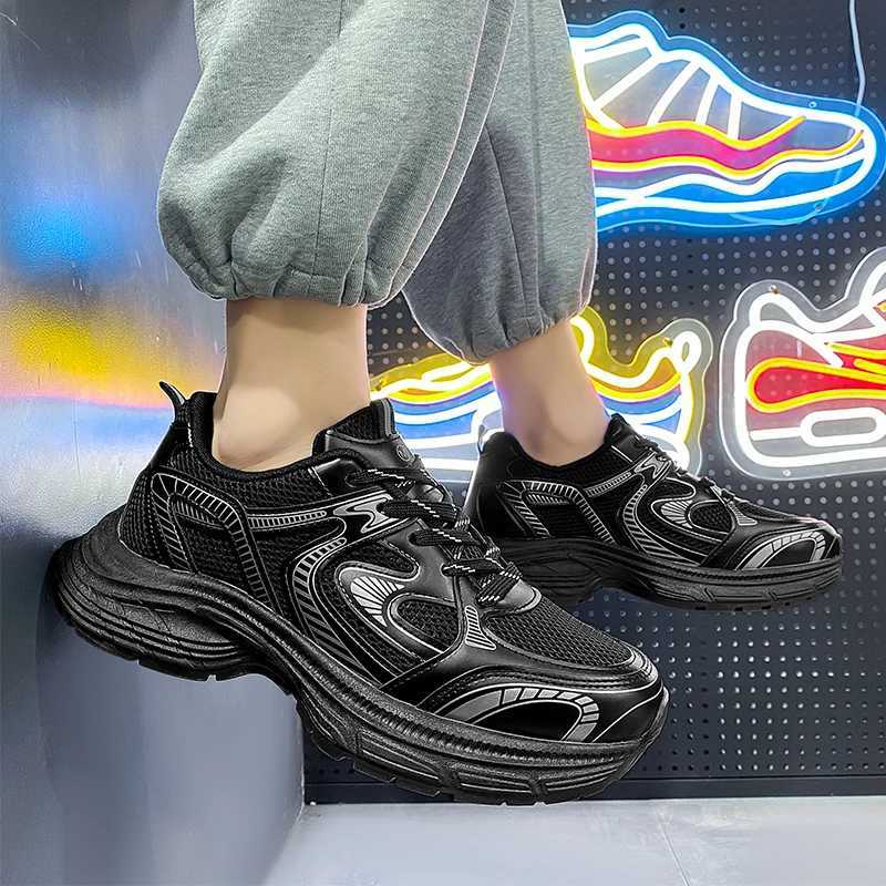 Spring New Casual Sneaker Men Running Shoes Fashion Gray Mens Sports Shoes Breathable Platform M Sneakers zapatillas hbre Z250326