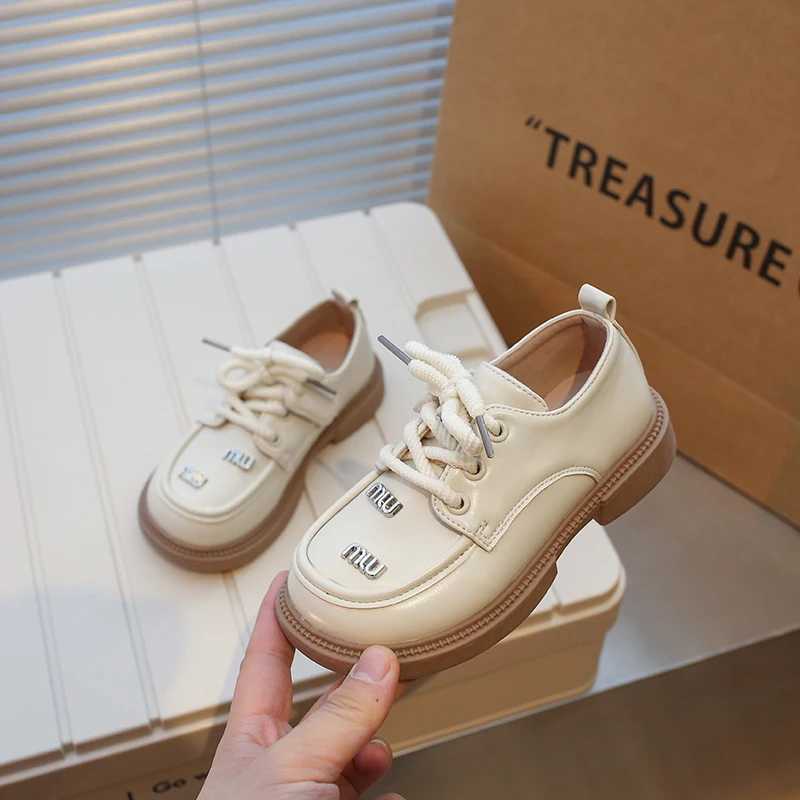 Girls Shoes 2024 Fashion Spring Autumn Kids Children Elegant Pu Leather Princess Soft Rubber Student Street Shoes BabyT250306