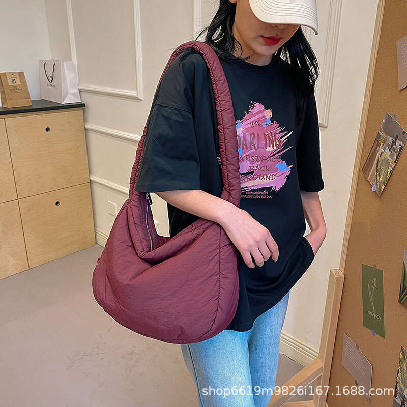 Solid Color Nylon Women's New Korean Version Simple Large Capacity Shoulder Versatile Casual Crossbody Bag