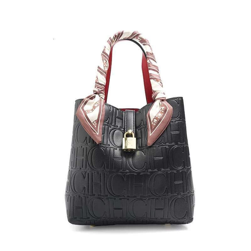 CH High Quality Fashion Ladies Shoulder Senior Sense Pure Colour Letter Print Design Temperament Tote Bag Large Capacity