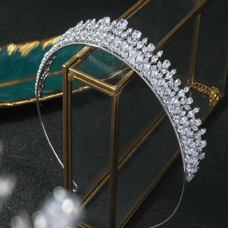 Luxury Wedding Crown Tiaras Bridal CZ Zirconia Bridal Crown Band Wen Girl Birthday Party Diadem Pr Hair Jewelry X250306
