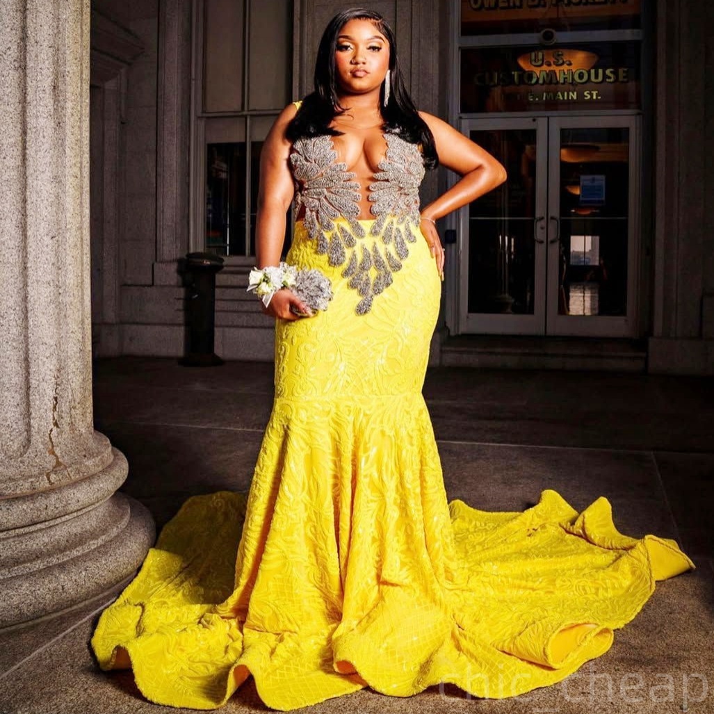 Mermaid Yellow Prom Dresses 2025 Sheer Neck Crystals Sequined Lace Evening Formal Party Second Birthday Engagement Gowns Plus Size Dress For Special O