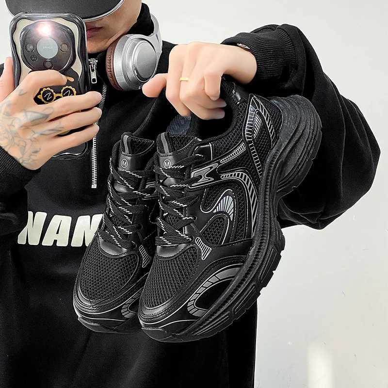 Spring New Casual Sneaker Men Running Shoes Fashion Gray Mens Sports Shoes Breathable Platform M Sneakers zapatillas hbre Z250326