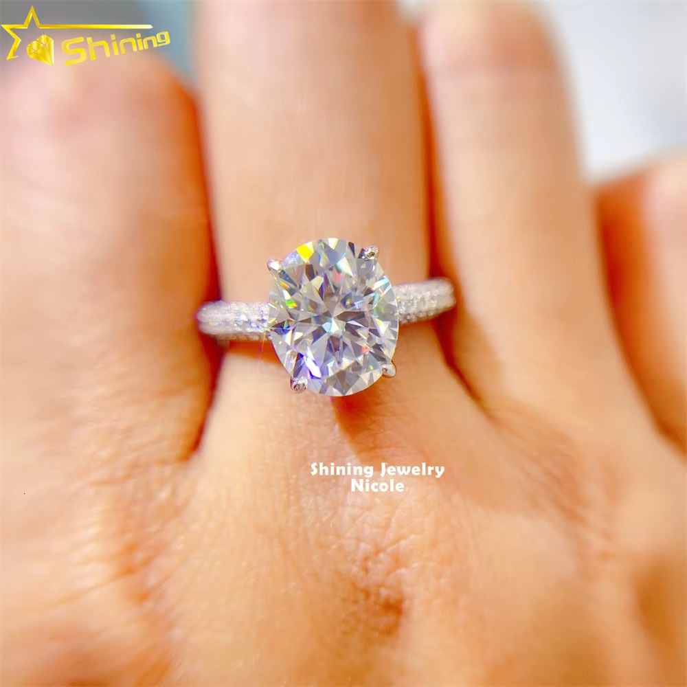 Luxury Women Side Stones Prong Setting Moissanite 5ct Oval 9*11mm 925 Silver Engagement Ring