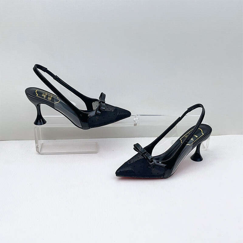 New pointed, slim heel shoes with sexy mesh dotted toe closure sandals, feminine and high-heeled sandals