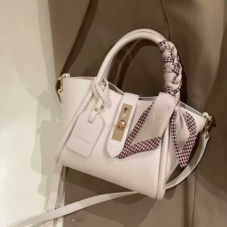 Nanfeng Paris Meets girl 2024 new handbag high-end fashion shoulder messenger bag womens handbag Y250319