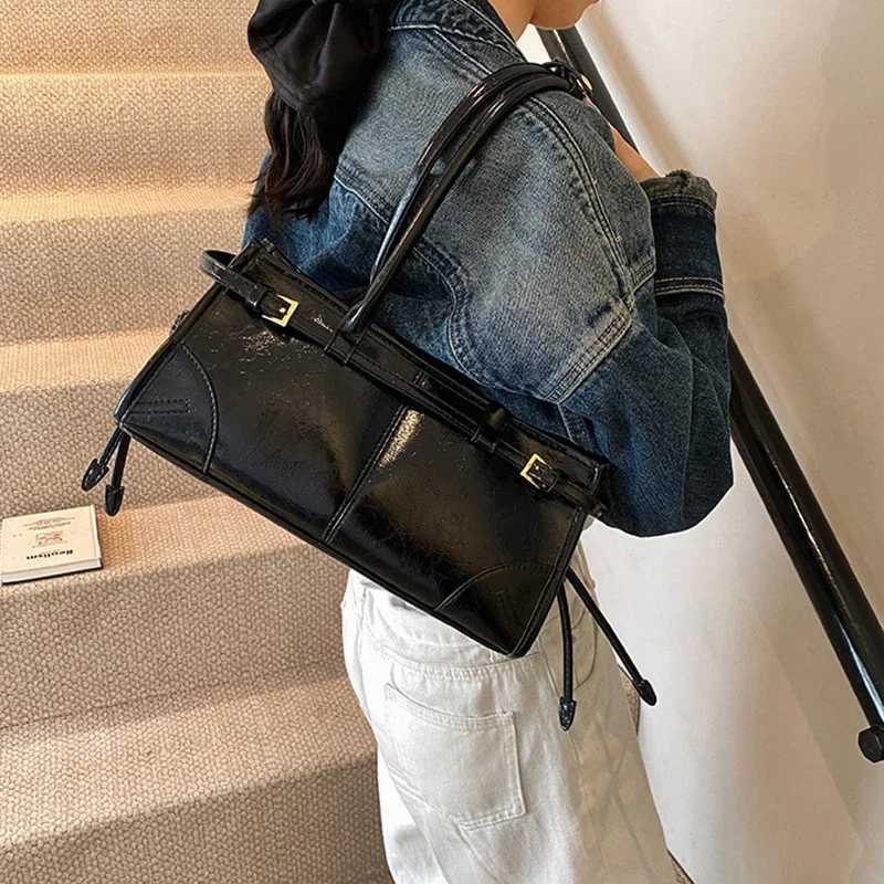 Wen Shoder Bag New Fi Y2k Tote Bags Handbags And Purses High End Burgundy Oil Wax Leather Bag Ladies Armpit Bag Y250305