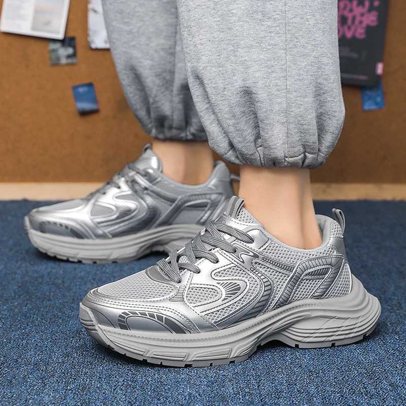 Spring New Casual Sneaker Men Running Shoes Fashion Gray Mens Sports Shoes Breathable Platform M Sneakers zapatillas hbre Z250326