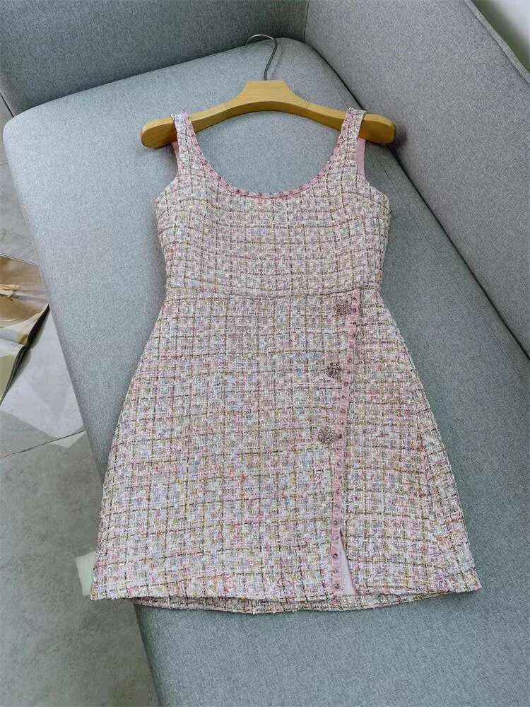 Spring Autumn New Temperament Tweed Mini Dress Women Sexy U-Neck Plaid Knit Hem Split Skirt Dia Button Tank Robe Ladies
