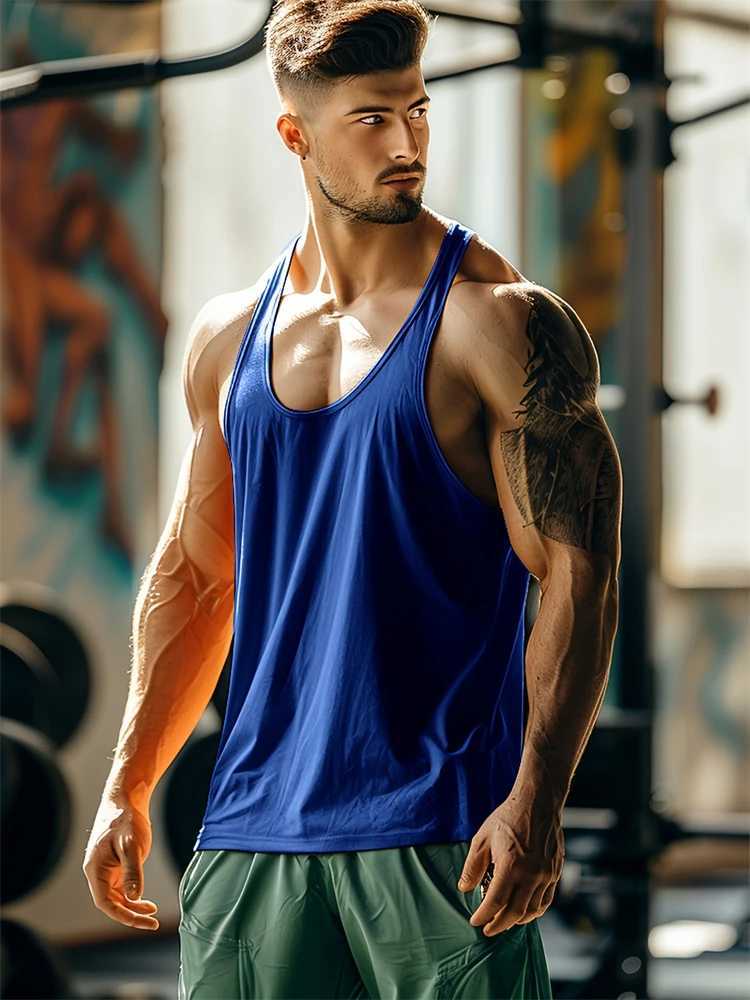 Summer New Mens Tank Top Quick Dry Fitness Tank Top Breathable Comfortable Casual Tank Top Running Pattern Printed Tank TopT250318