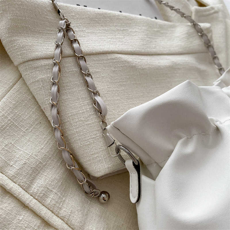 Niche texture bag for women 2024 new summer versatile chain shoulder crossbody bag high-end pleated cloud bag Y250306