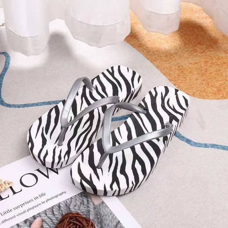 EOFK Wen Flip Flops Summer New Outside Slippers PVC Soft Shoes Casual Shinny Pear Color Beach Plus Size 45 Flat with Solid Y250306