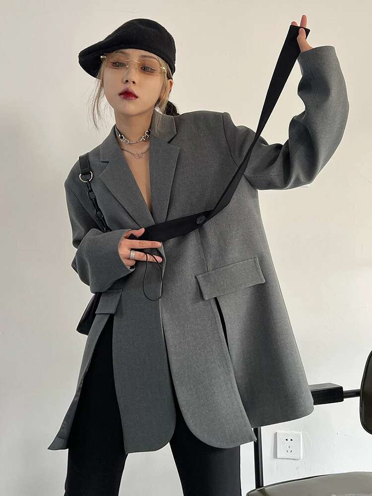 EAM Gary Bandage Slit Casual Blazer Women New Lapel Long Sleeve Loose Fit Jacket Fashion Tide Spring Autumn 2025 30A1760