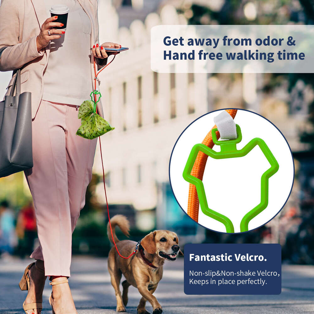 New pet garbage bag hands-free clip for walking dogs, extendable bracket rope, dog traction rope dispenser