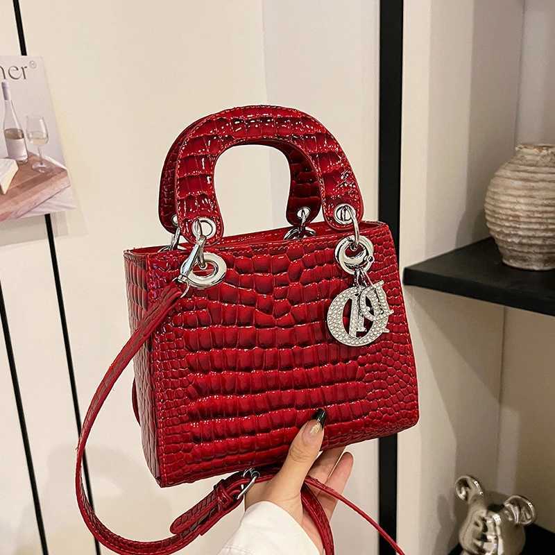 2025 NEW Elegant Designer Shoulder Bag for Women Leather Crossbody Purse with Classic hot Pop Art Design -