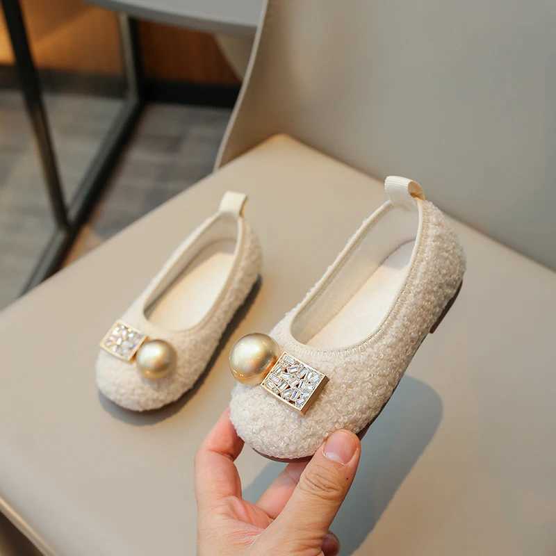 Autumn Winter Solid Girls Flats Shoes Rhinestones Short Plush Warm Kids Ballet Flats Princess Toddler Children Fashion ShoesT250306