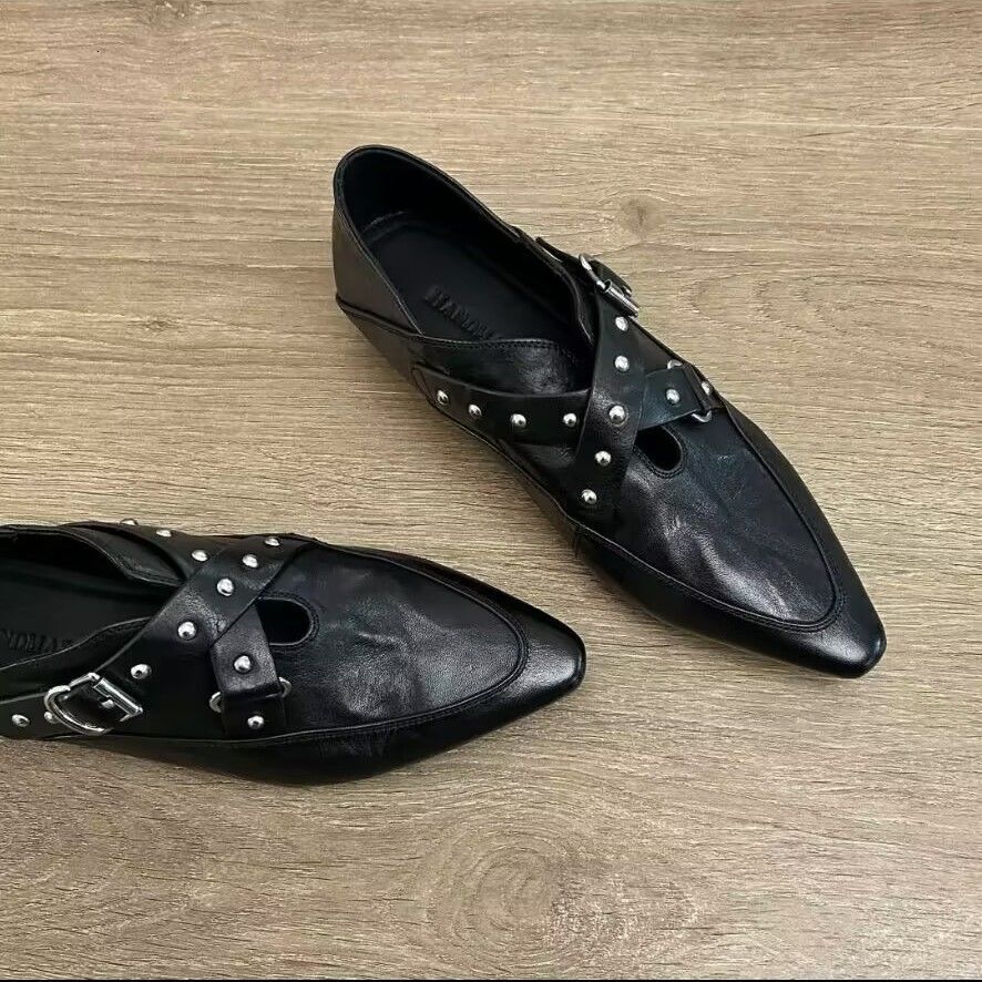 High end genuine leather 2025 new model, two in one, niche design, belt buckle, willow nail single shoe, women's flat bottom, Mary Jane