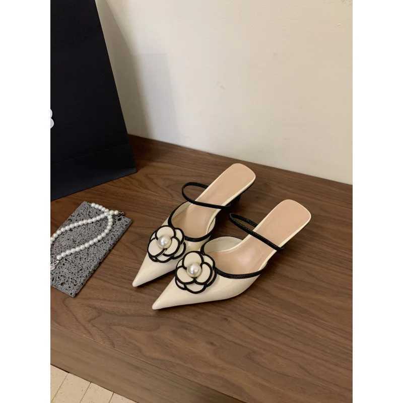 Flower Low Shoes Wan 2024 Pointed Toe Slippers H Pantofle Luxury Slides High New Thin Designer Floral Re Rubber Fabric P Y250306