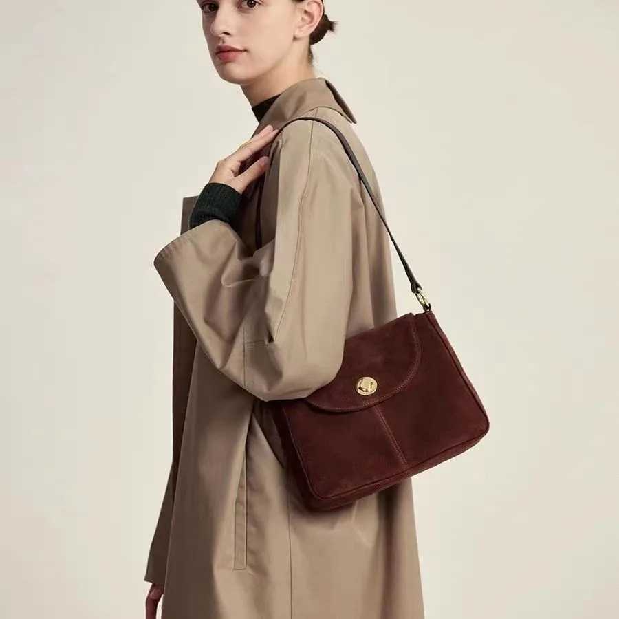 Shoulder Bags Burgundy Suede Shoulder Bags for Women Solid Soft Flap Satchels Crossbody Bag Large Capacity All-match Casual Underarm Pack Y250306