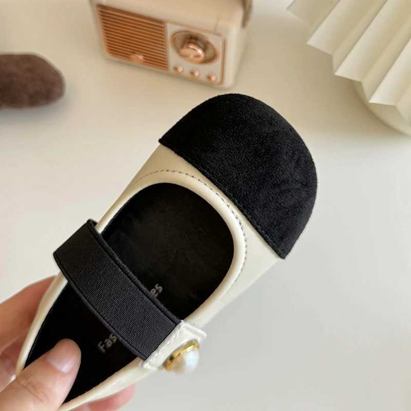 Girls Mary Janes Shoes Fashion Kids Moccasin Shoes Color Matching Children Pearls Princess Shoes Spring Autumn Fashion 2024T250306