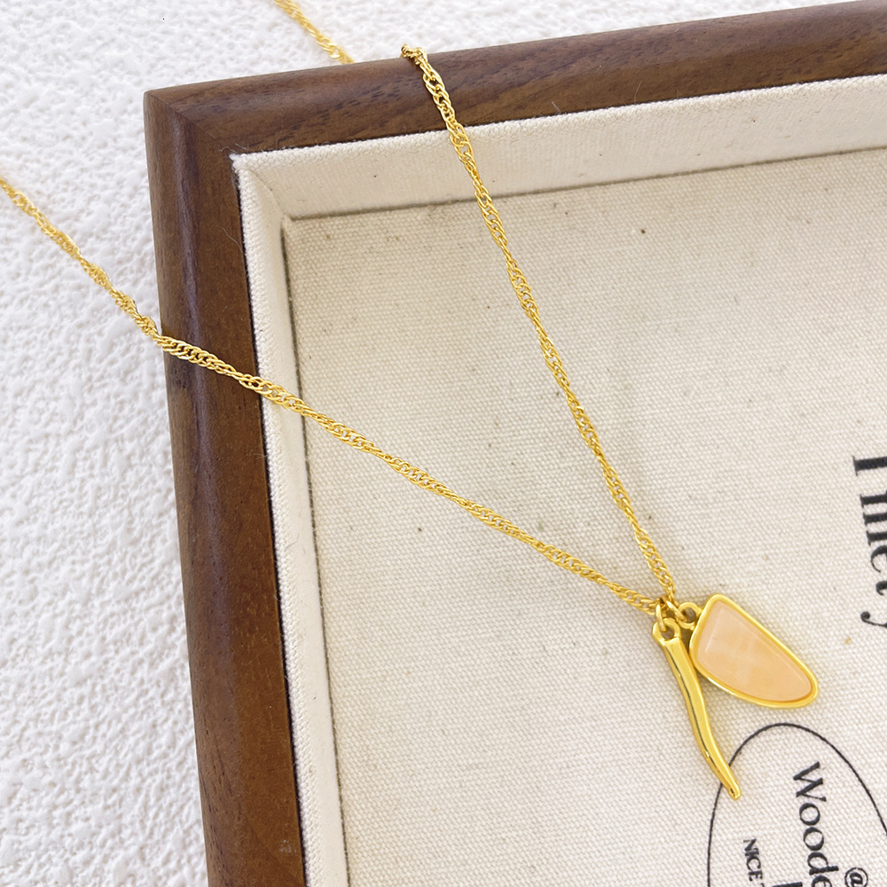 Temperament Light Luxury Retro Natural Stone Pendant Double Layer Necklace For Women Senior Sense Simple Clavicle Chain