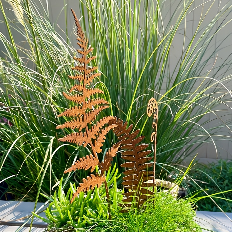 1 Set Natural Rust Crafted Fern Leaf Metal Flower Bouquet Rusty Metal Plant Stake Planters Decorative Home and Garden Decorations Metal Garden Art Fur