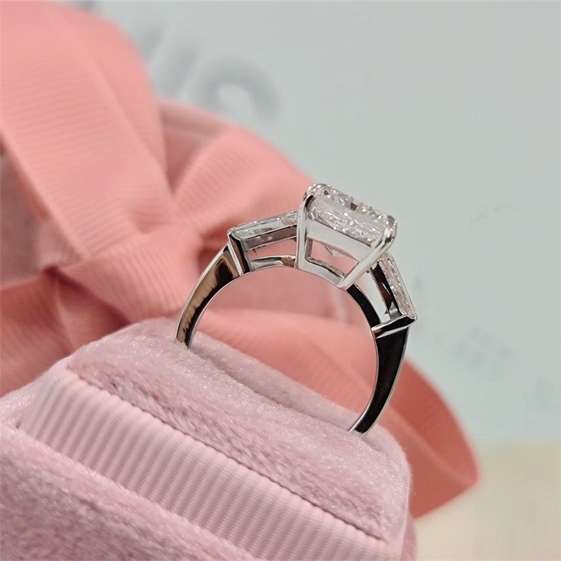 Jewelry 14K Solid Gold Classical Engagement Rings For Women 3.0CT IGI Certificate Radiant Cut Lab Diamond Wedding Gold Two Baguette Real Gold Ring