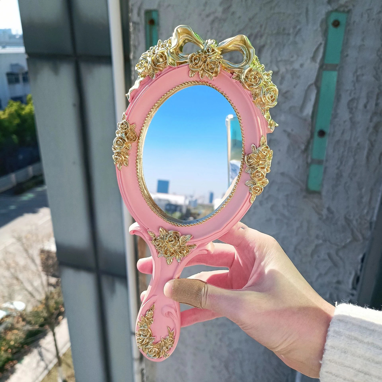 European Style Retro Handheld Mirror Rectangular Handheld Makeup Mirror Creative Retro Manual Mirror Makeup Tool 250304