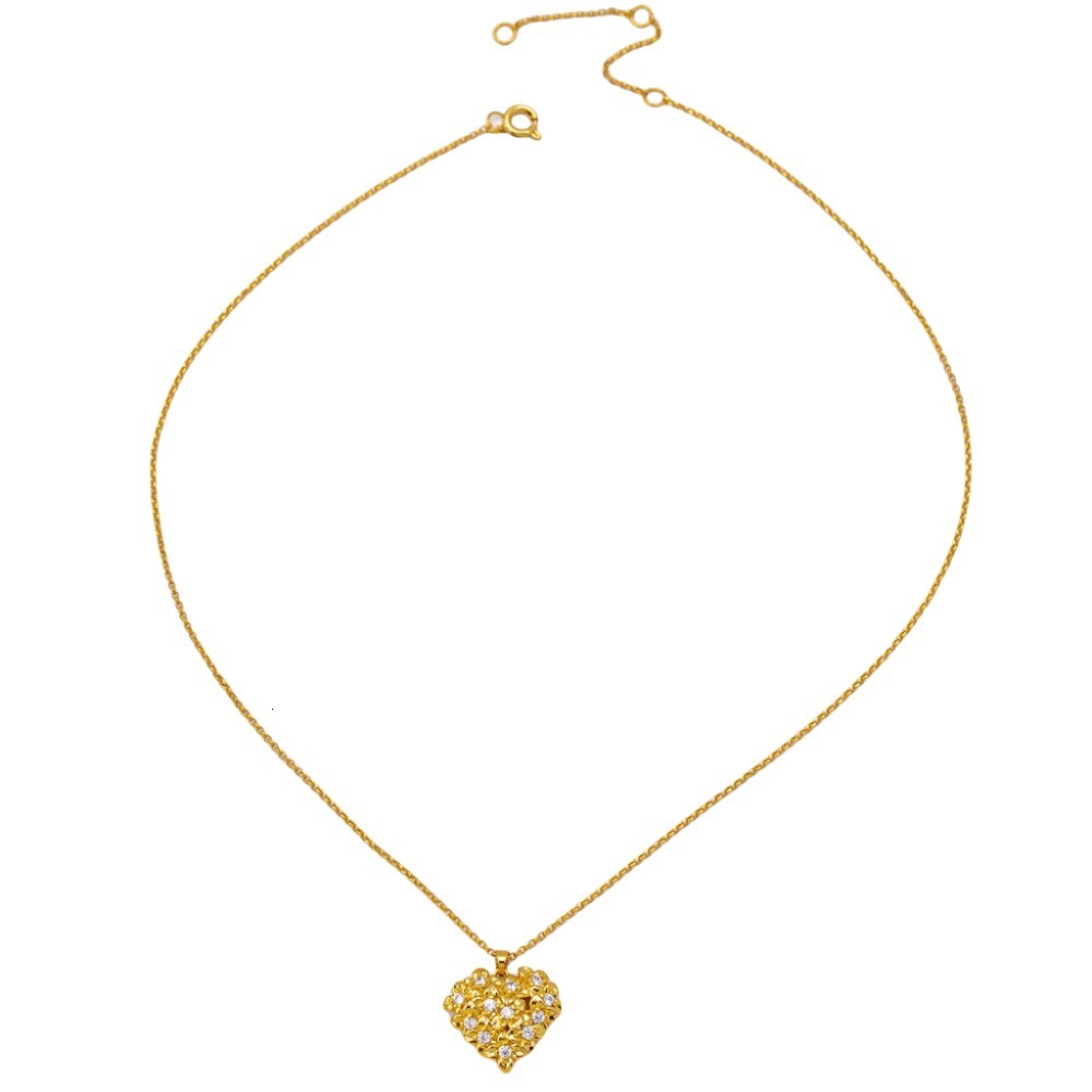 New Full Turn Love Pendant Clavicle Chain Niche Design High-grade Temperament Necklace for Women
