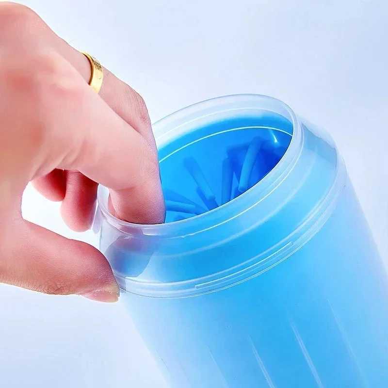 Pet Paw Cleaner Soft Silicone Foot Cleaning Brush Portable Pet Dogs Towel Foot Washer Cleaning Bucket Cleaning Brush Supplies M250306