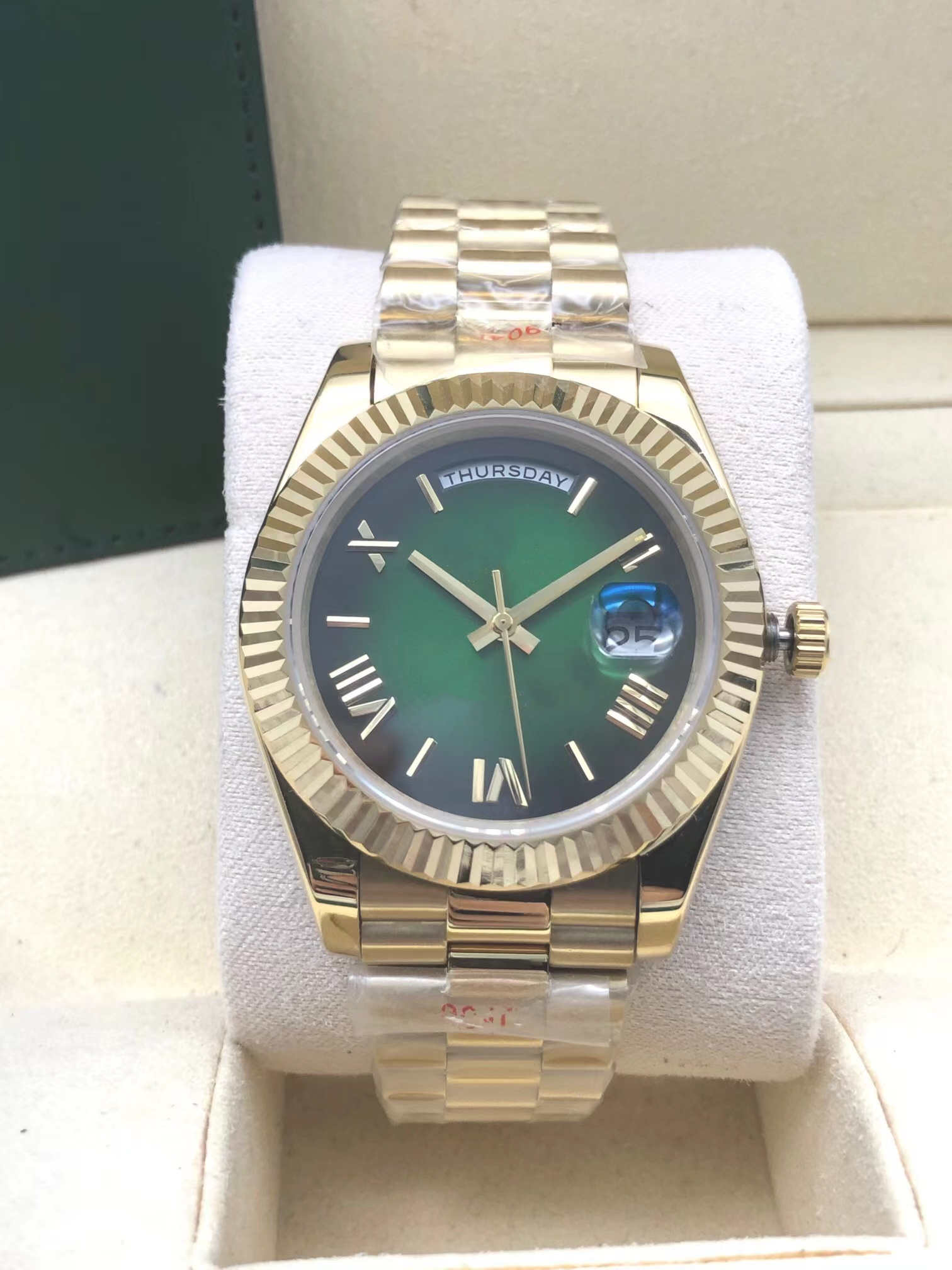 Designer Mens Wristwatches Gradient Dial Daydate Men Watch 41mm Diamonds Iced Out Stainless Steel Automatic Mechanical Man Sapphire Wristwatch orologio di lusso