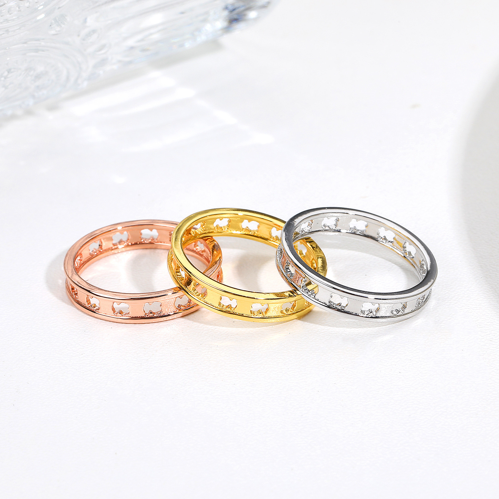 Hot Fashion Women Men Animal Letter Bear Rings Stainless Steel Silver Gold Hollow Round Circle Jewelry A Gift