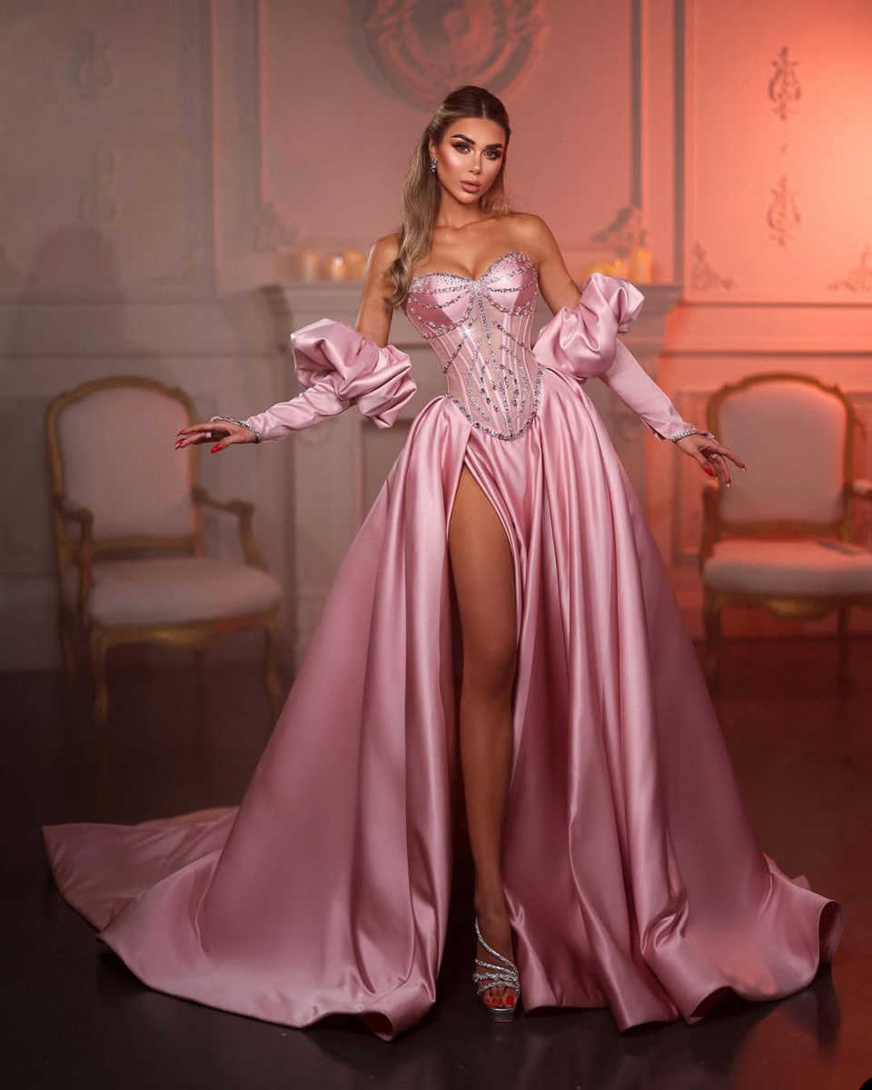 Delicate A e Evening Dresses Sweetheart Neck Removable Sleeves Split Side Gown Crystal Sequins Sweep Train Party Customized Dress