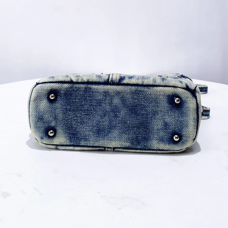 Lock Rivet Decoration Key Bags For Women Handbag Purses In Vintage Wash Water Denim Shoulder Crossbody 250306