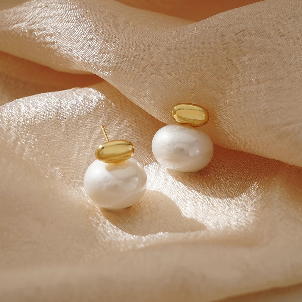 Coral Pearls Round Stud Earrings Charm Stainless Steel Small Golden Daily Jewelry Gold Platinum Plated 250304