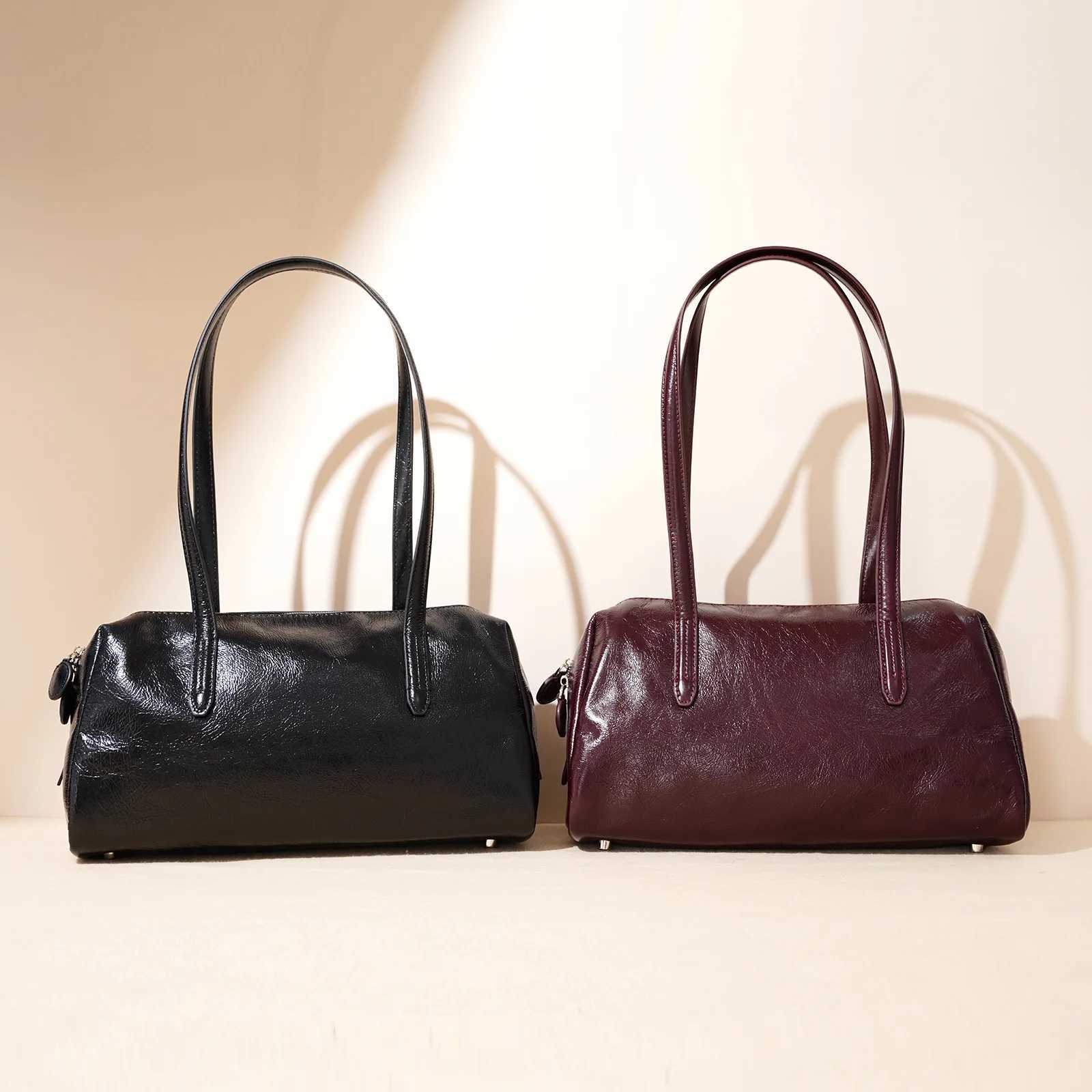 2024 New 100% Genuine Leather Womens Underarm Cowhide Boston Handbags hot Designer Female Large Shoulder Bag Bury Y250306