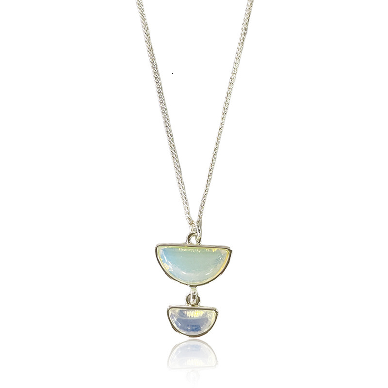 Temperament Light Luxury Retro Natural Stone Pendant Double Layer Necklace For Women Senior Sense Simple Clavicle Chain