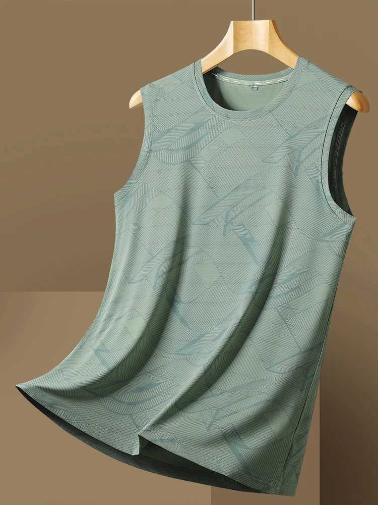 2025 New Plus Size Ice Silk Classic Tank Tops Men Sleeveless Shirt Black Blue Tees All-Match Quick-Drying T-Shirt 8xl 7xl 6xlT250318