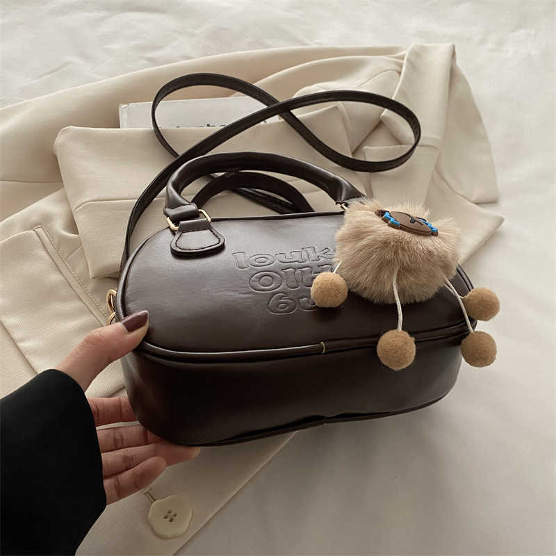 Niche bowling bag for women 2024 new autumn and winter single shoulder crossbody bag high-end texture coffee colored handbag Y250306